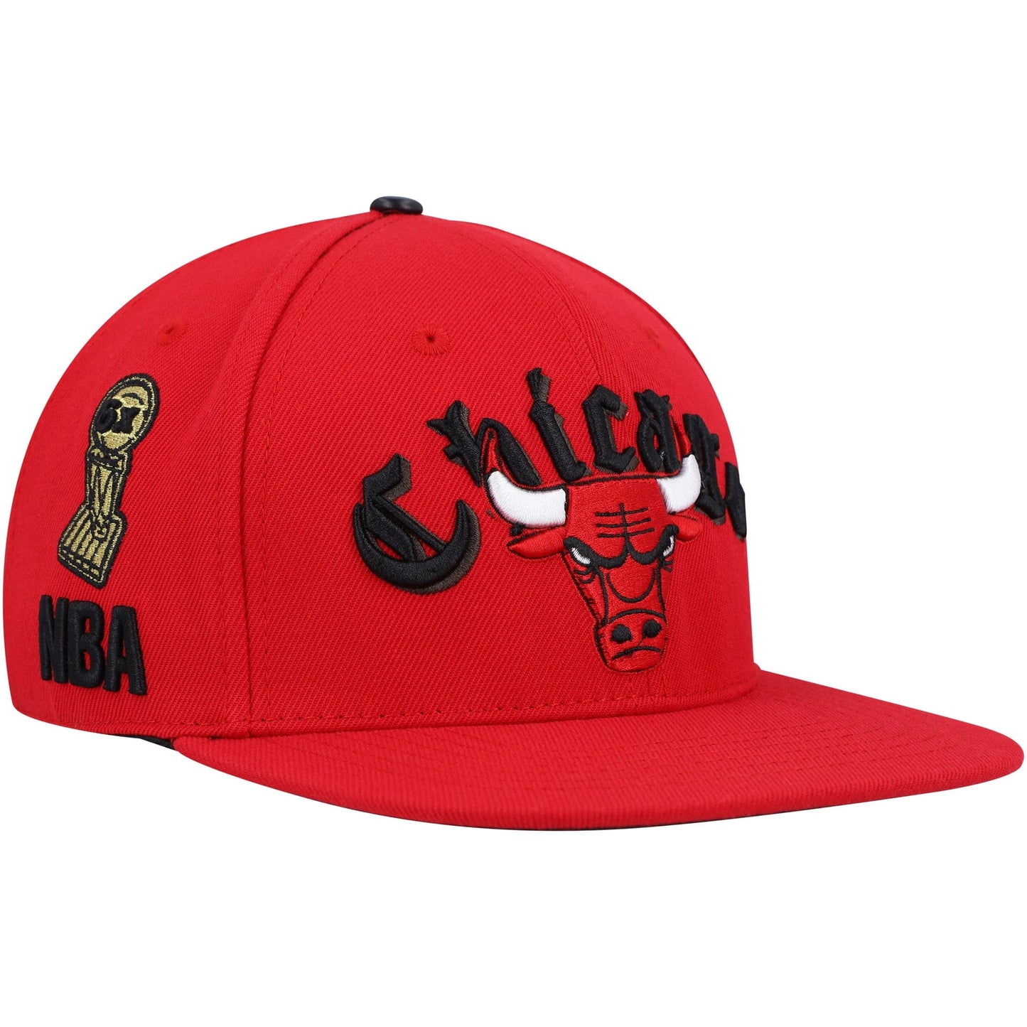 Chicago Bulls Pro Standard Old English Snapback Hat - Red