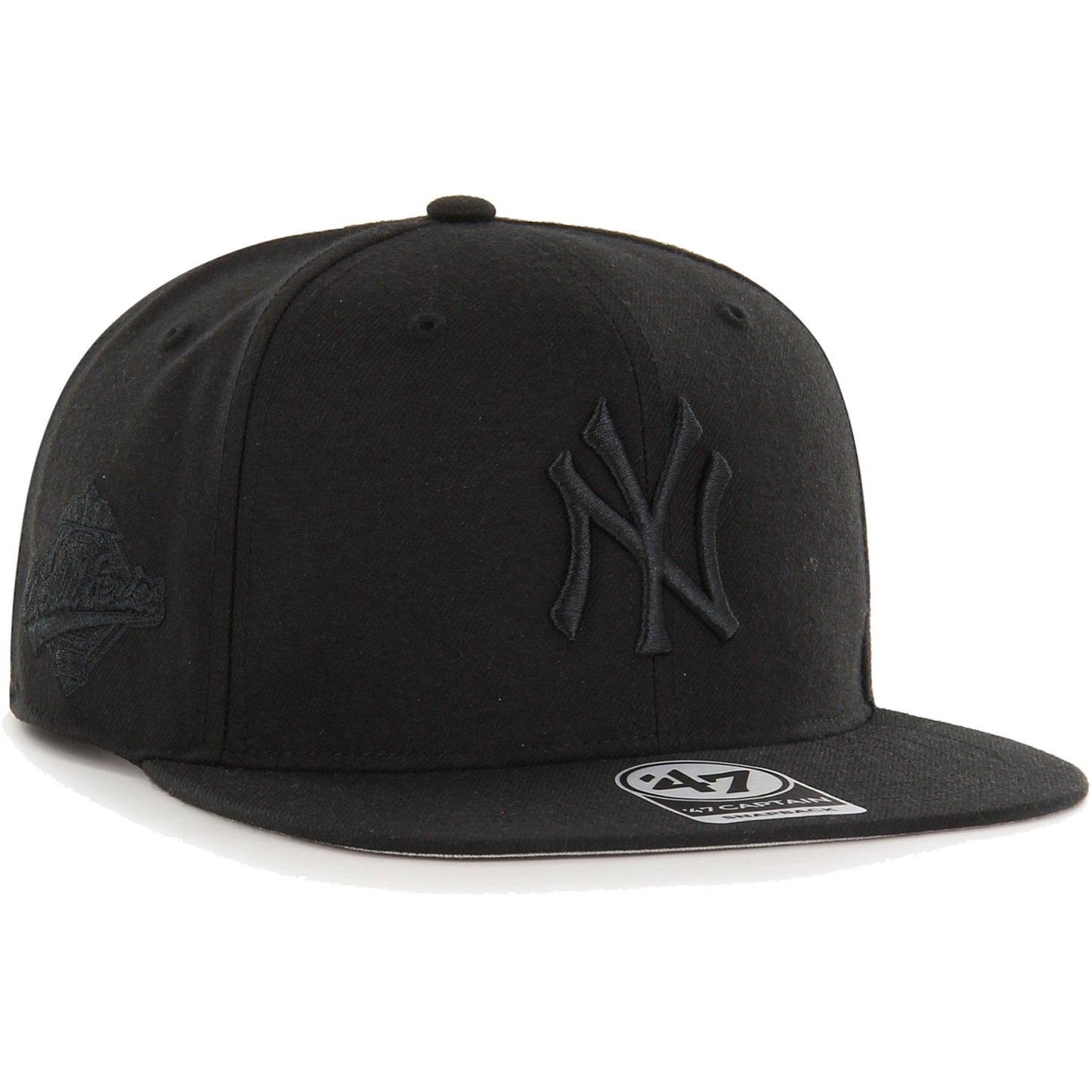 New York Yankees '47 Black on Black Sure Shot Captain Snapback Hat